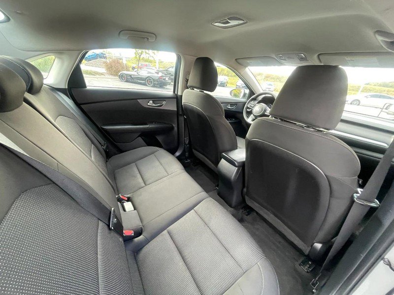 Used 2021 Kia Forte LXS image 13