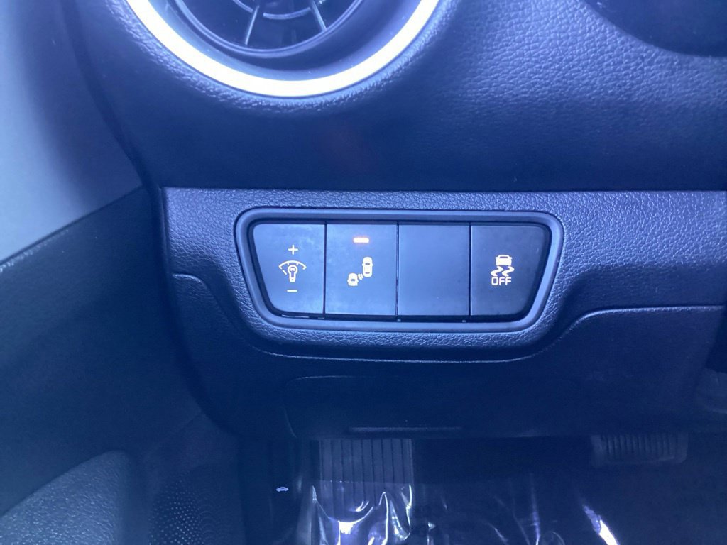 Used 2023 Kia Forte LXS w/ LXS Technology Package FWD image 28
