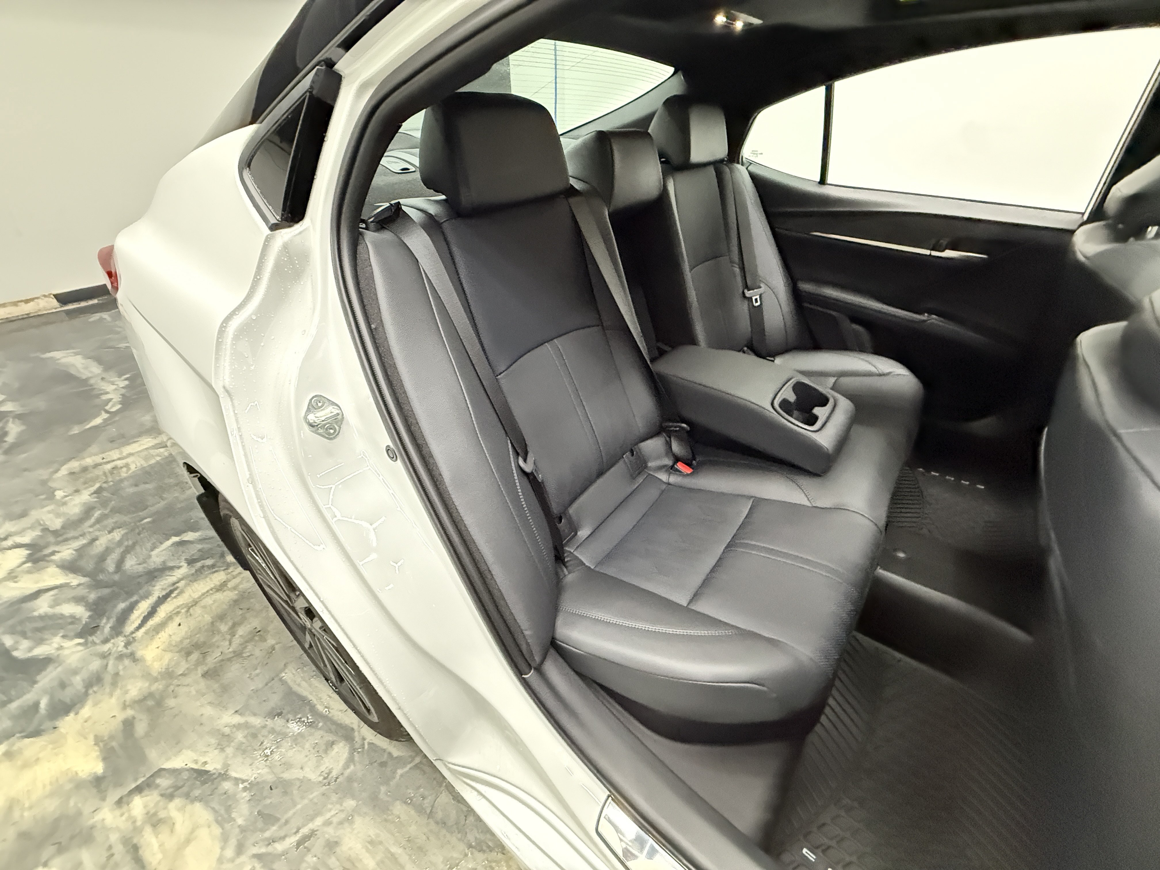 Used 2026 Toyota Camry XSE AWD/4WD image 25