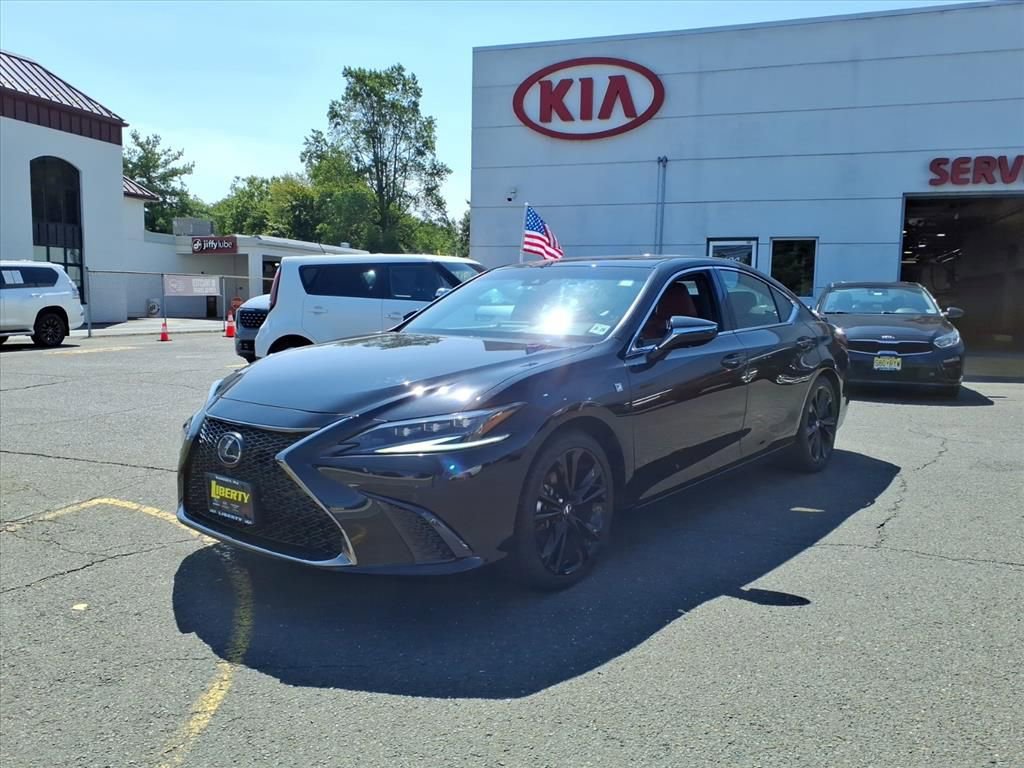 Used 2023 Lexus ES 350 F Sport image 3