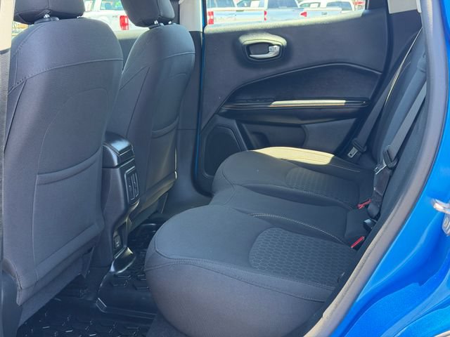 Used 2020 Jeep Compass Sport w/ Tech Group FWD image 18