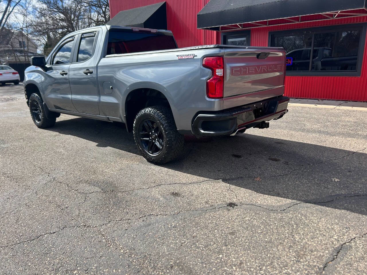 Used 2019 Chevrolet Silverado 1500 Custom Trail Boss w/ Custom Convenience Package image 15
