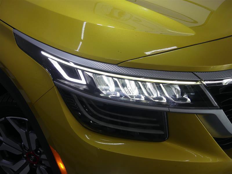 Used 2021 Kia Seltos SX w/ SX Sunroof Package AWD/4WD image 15