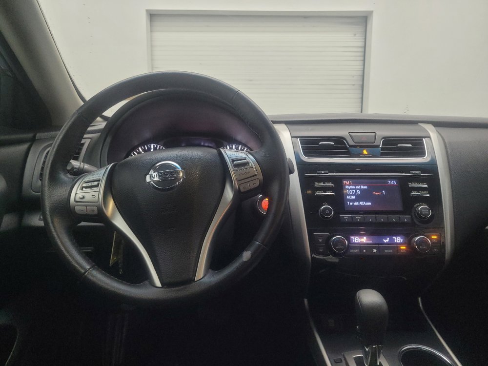 Used 2015 Nissan Altima 2.5 SV FWD image 22