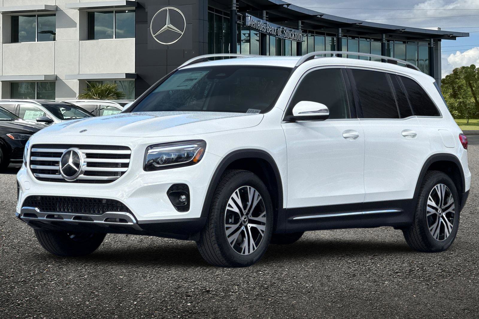 New 2026 Mercedes-Benz GLB 250 4MATIC image 8