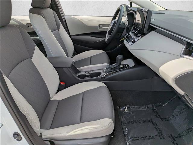 Used 2025 Toyota Corolla LE image 20
