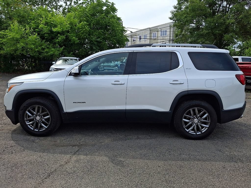 Used 2017 GMC Acadia SLT AWD/4WD image 4