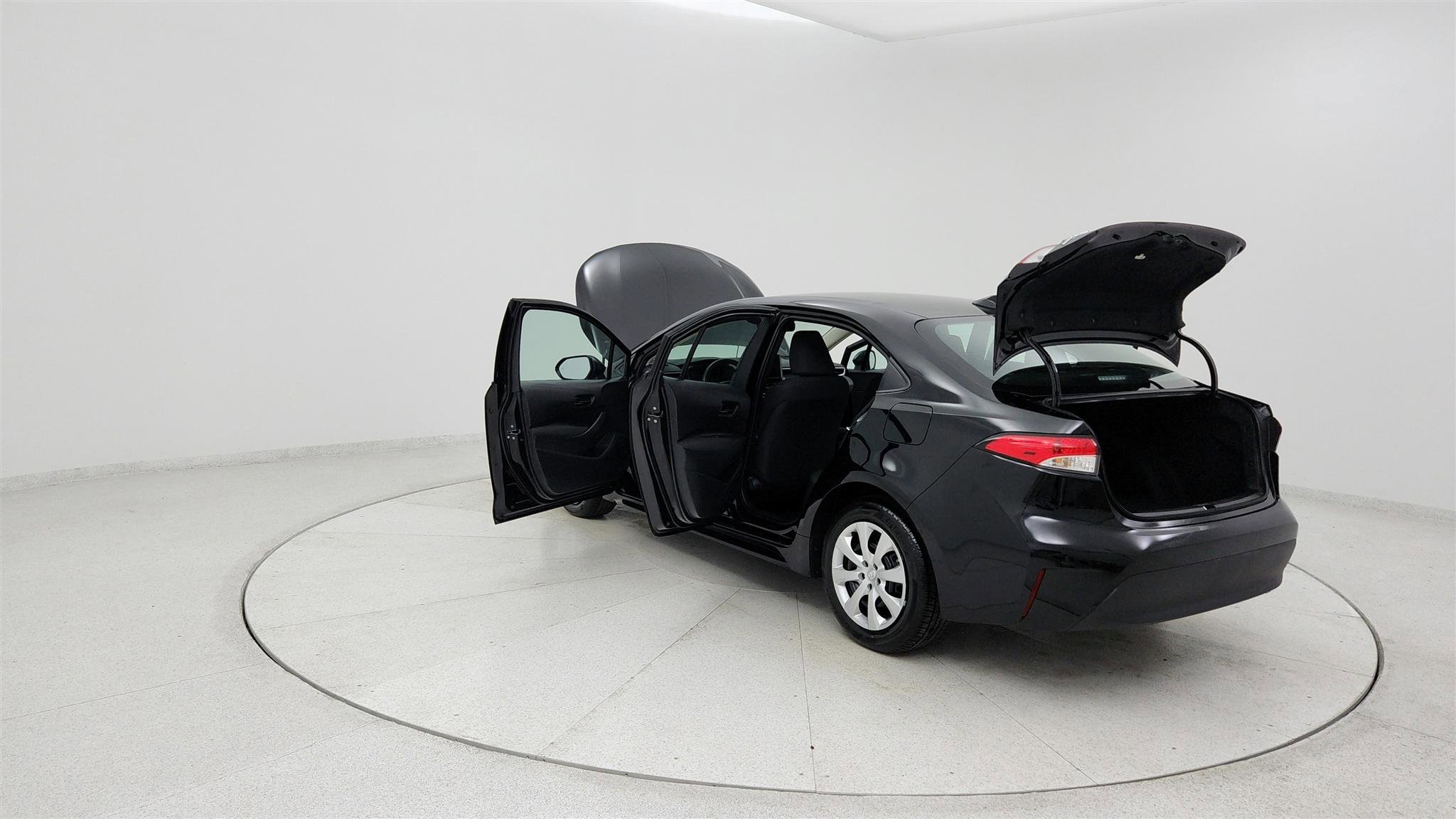 Used 2026 Toyota Corolla LE FWD image 10