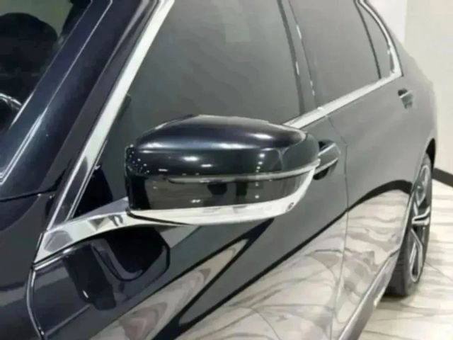 Used 2017 BMW 750i xDrive AWD/4WD image 41
