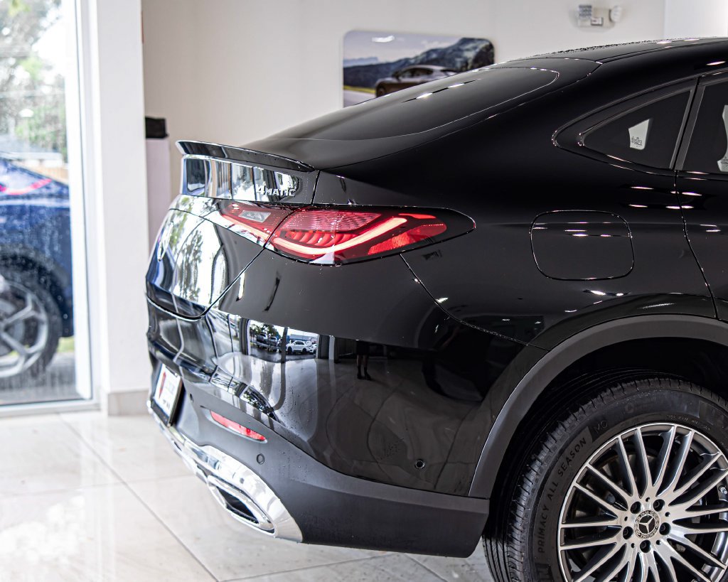 Used 2026 Mercedes-Benz GLC 300 4MATIC image 12