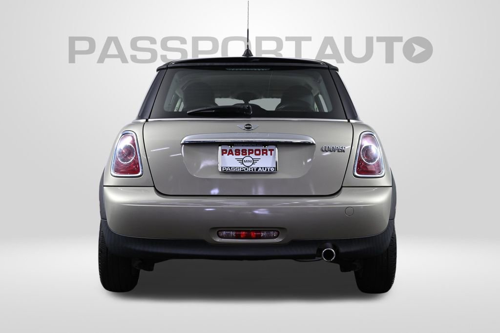 Used 2011 MINI Cooper Hardtop FWD image 8