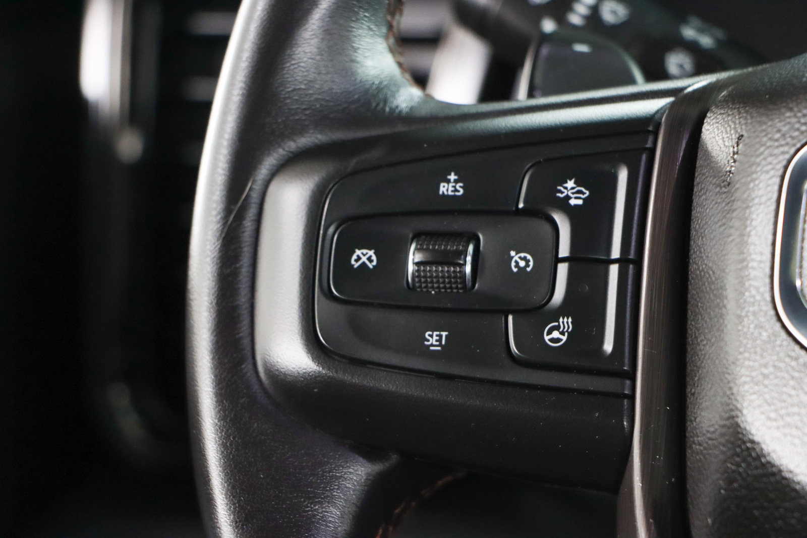 Used 2023 GMC Sierra 1500 AT4 w/ Technology Package image 13