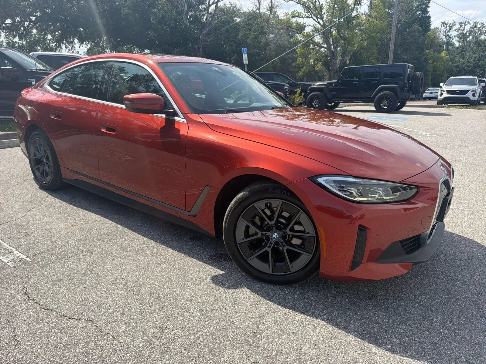 Used 2023 BMW i4 eDrive35 w/ Premium Package RWD image 9