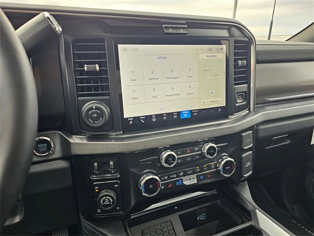 New 2026 Ford F250 Platinum image 19