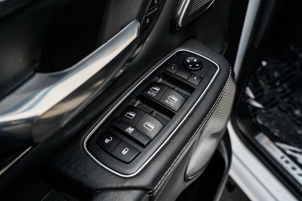 Used 2020 RAM 1500 Limited image 12