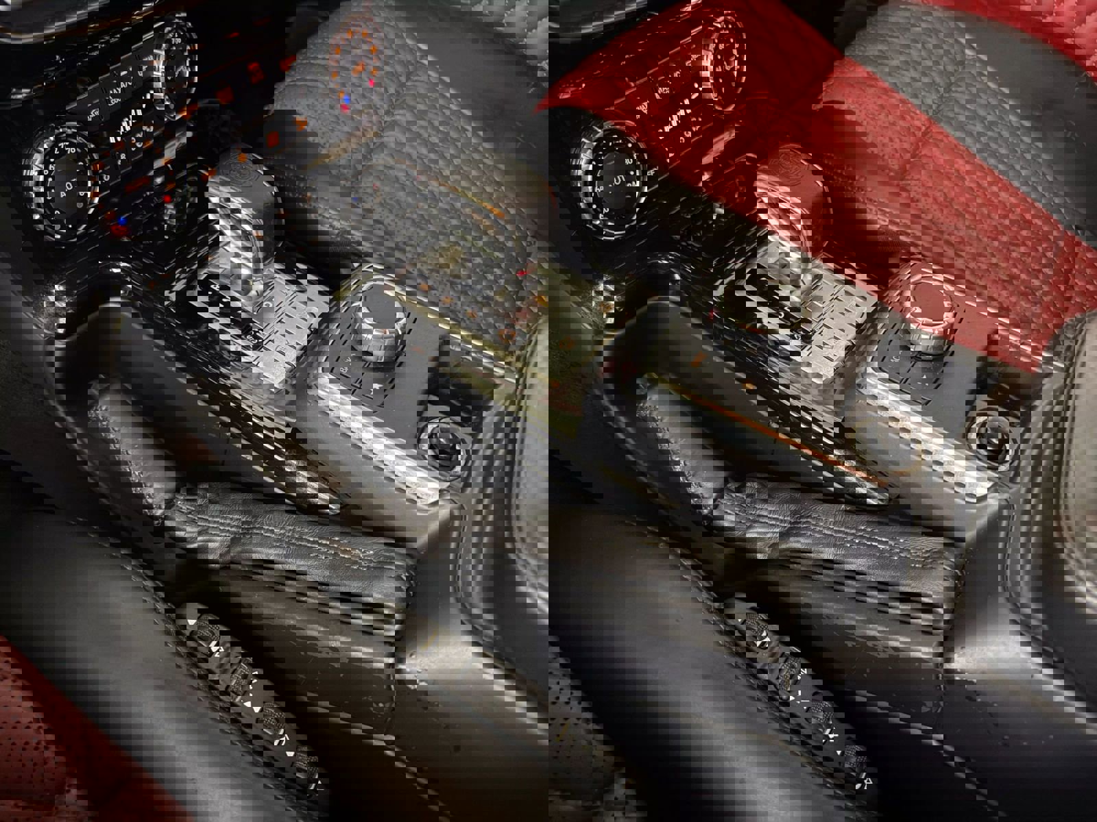 Used 2014 Mercedes-Benz G 63 AMG 4MATIC image 46