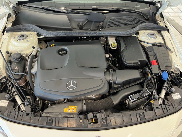 Used 2018 Mercedes-Benz GLA 250 4MATIC image 39