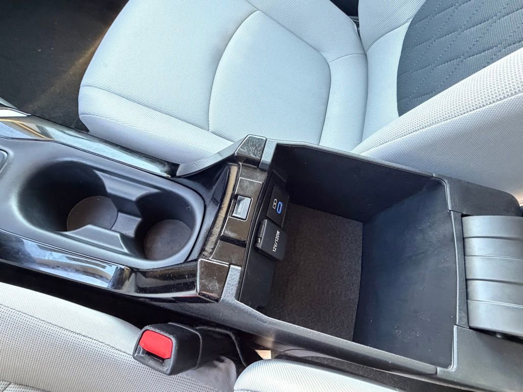 Used 2022 Toyota Corolla LE image 28