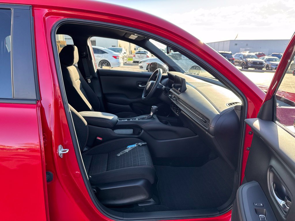 Certified 2024 Honda HR-V Sport image 39