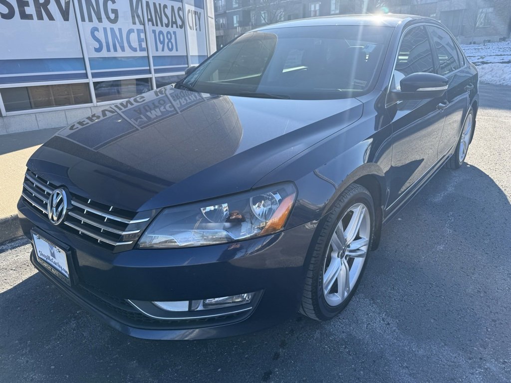 Used 2015 Volkswagen Passat TDI SEL Premium image 7