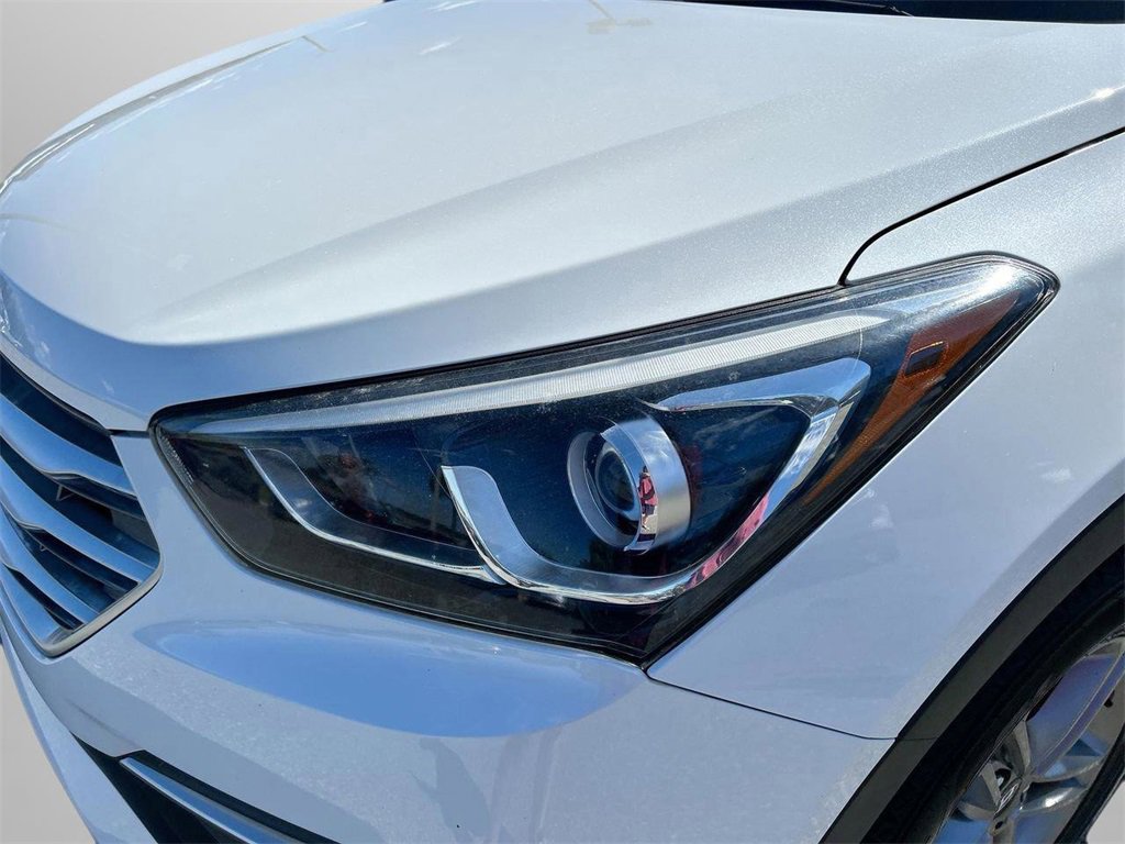 Used 2018 Hyundai Santa Fe Sport image 13