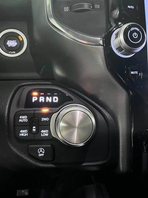 Used 2026 RAM 1500 Laramie AWD/4WD image 27