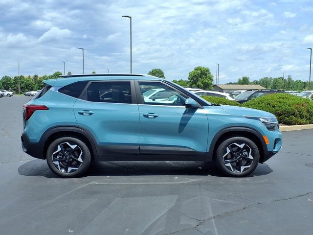 Used 2024 Kia Seltos EX AWD/4WD image 18