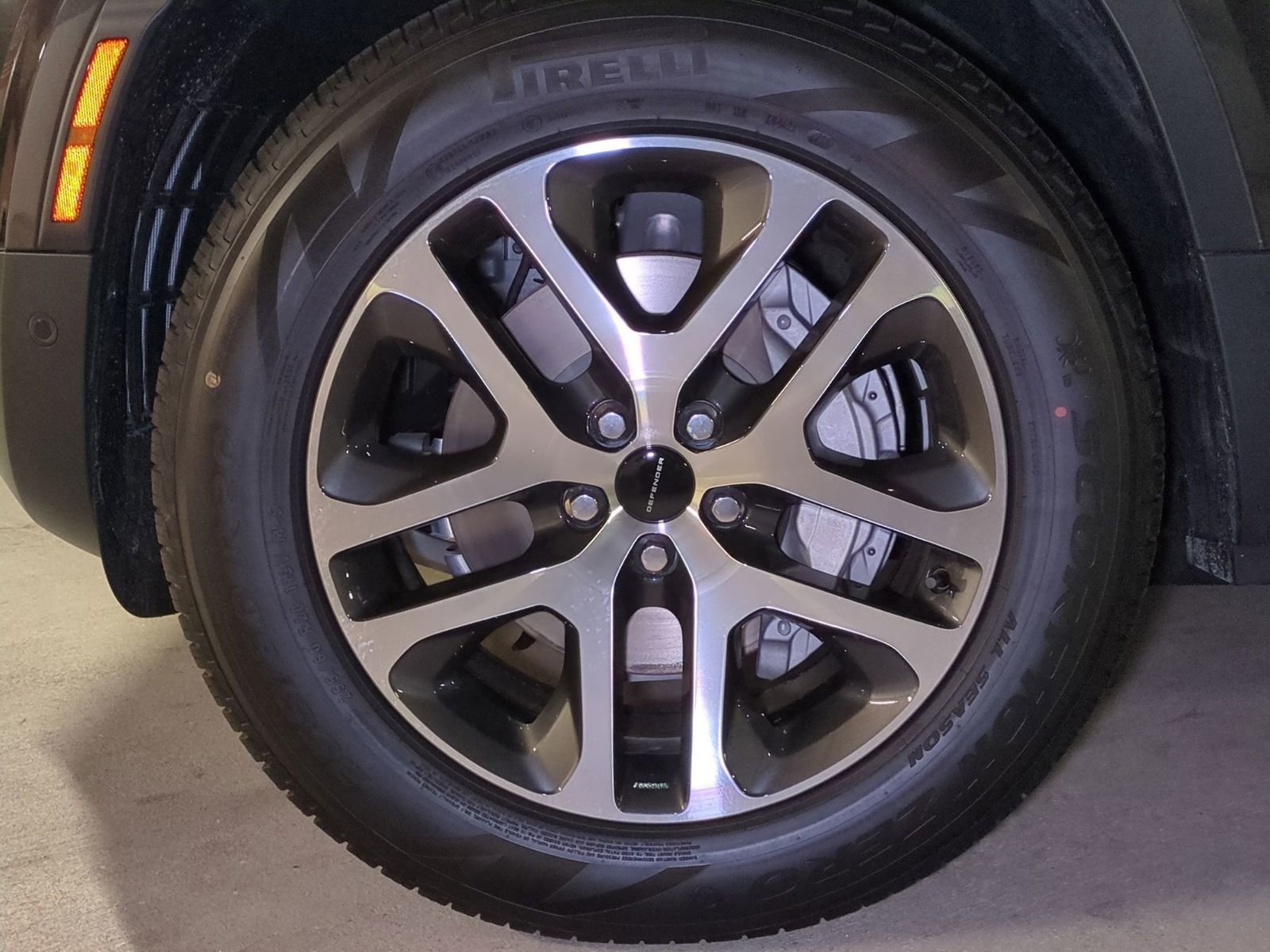 New 2026 Land Rover Defender 130 S image 9