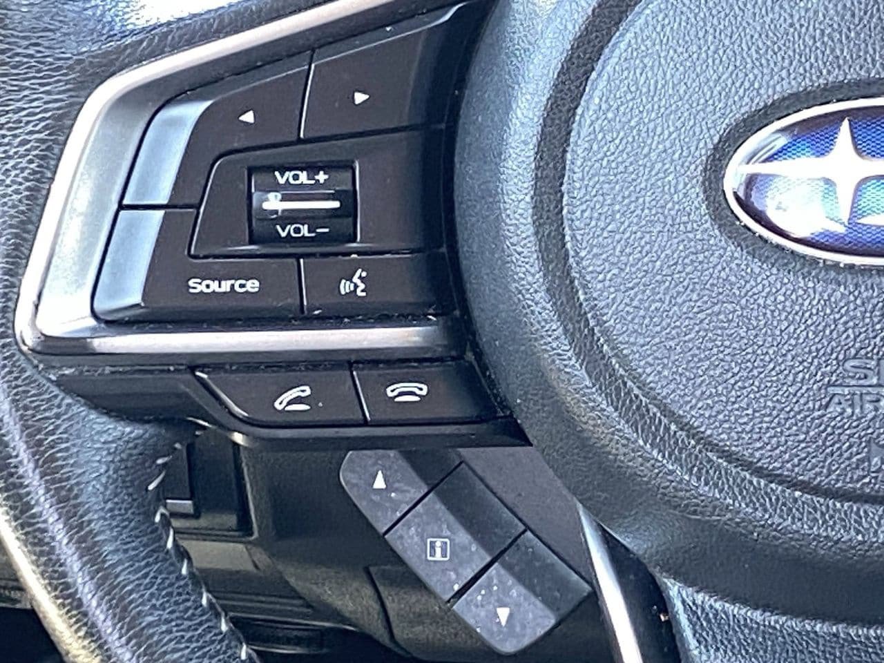 Used 2020 Subaru Outback Limited AWD/4WD image 25