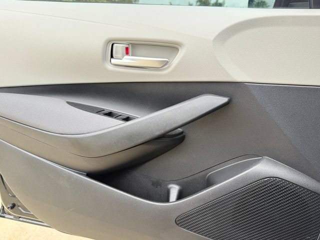 Used 2020 Toyota Corolla L FWD image 19
