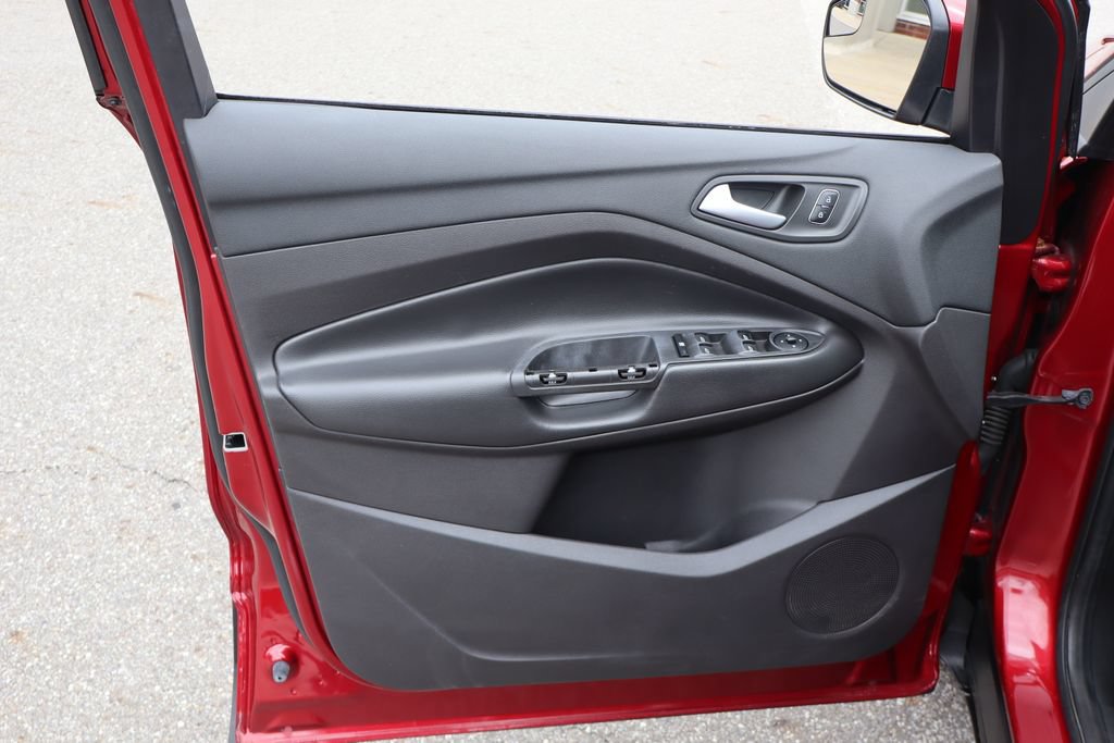 Used 2018 Ford Escape SE AWD/4WD image 7