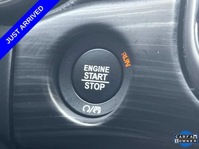 Used 2021 Jeep Grand Cherokee Laredo w/ Security & Convenience Group AWD/4WD image 34