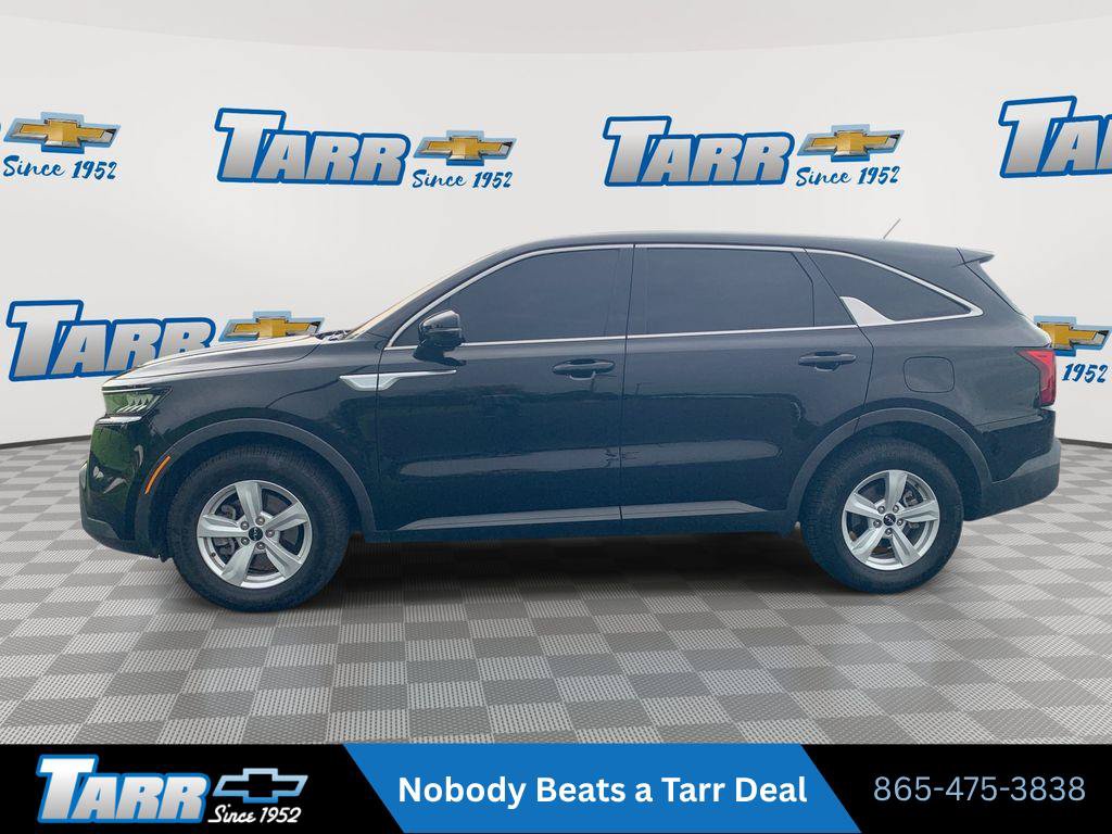 Used 2023 Kia Sorento LX FWD image 5