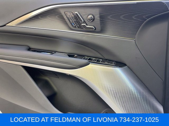 Certified 2024 Cadillac Lyriq Luxury w/ LPO, Floor Liner Package AWD/4WD image 22