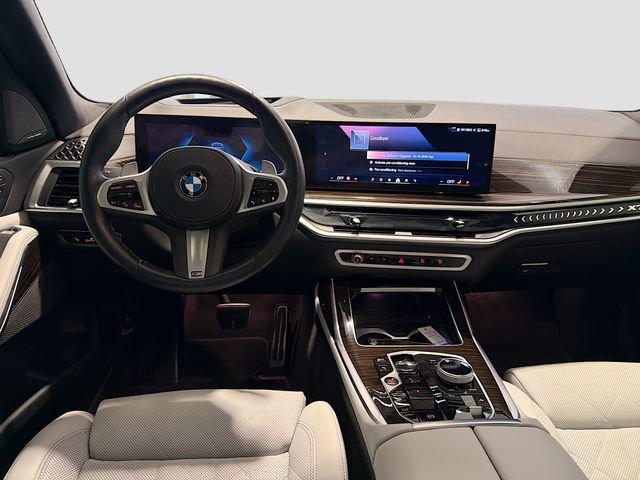 Used 2025 BMW X7 xDrive40i w/ Executive Package image 20