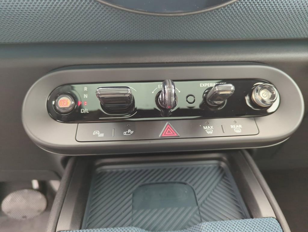 New 2025 MINI Cooper Countryman S w/ Comfort Package Max image 18