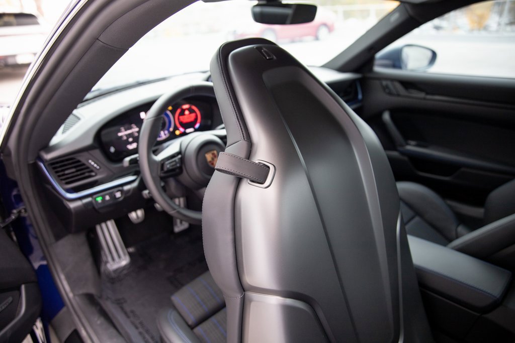 Certified 2025 Porsche 911 Carrera T image 21