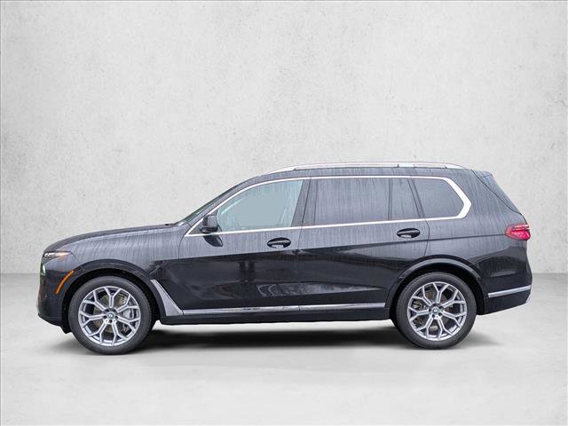 Used 2024 BMW X7 xDrive40i w/ Premium Package image 9