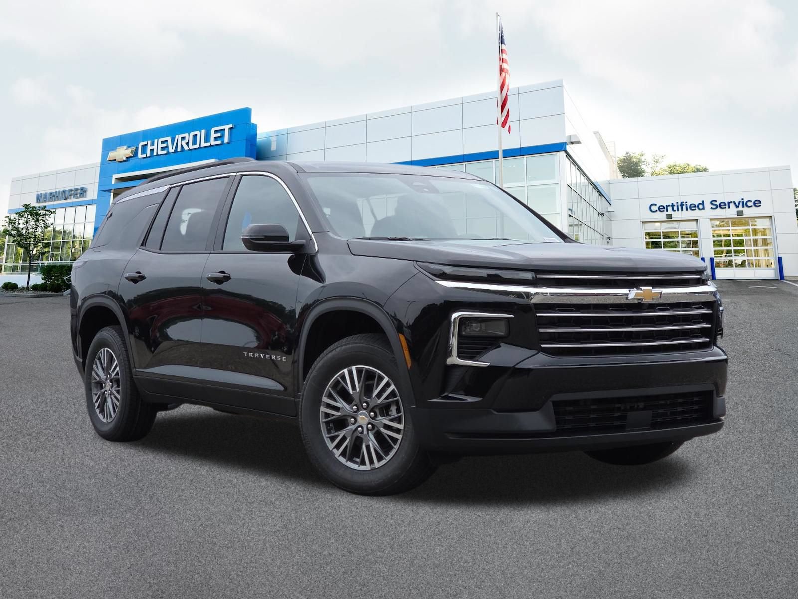 New 2027 Chevrolet Traverse LT FWD image 2