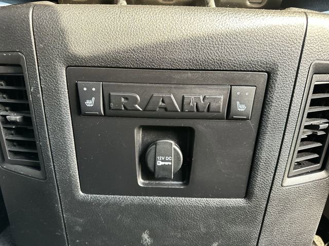 Used 2016 RAM 1500 Laramie w/ Convenience Group image 30