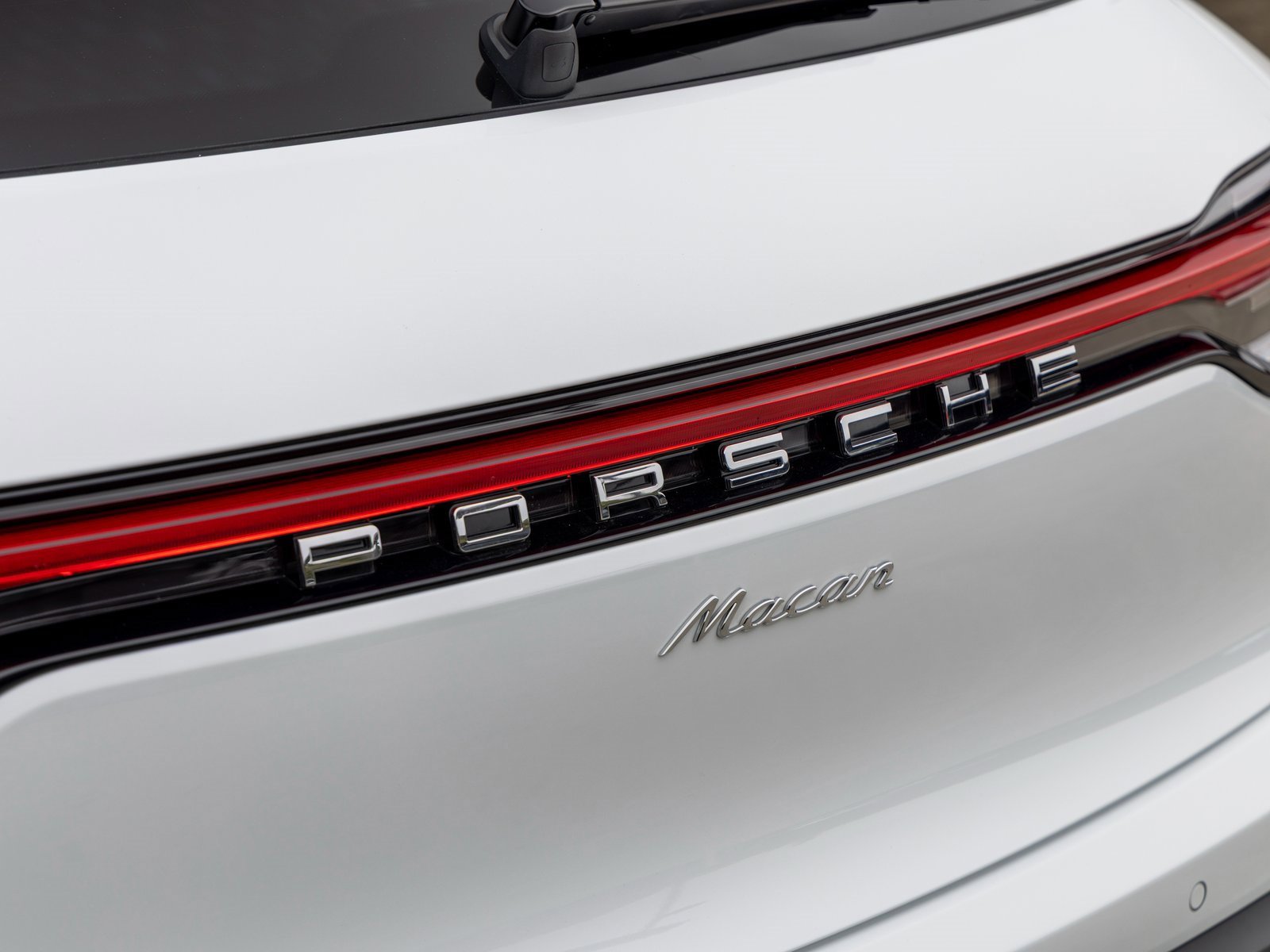 New 2025 Porsche Macan image 19