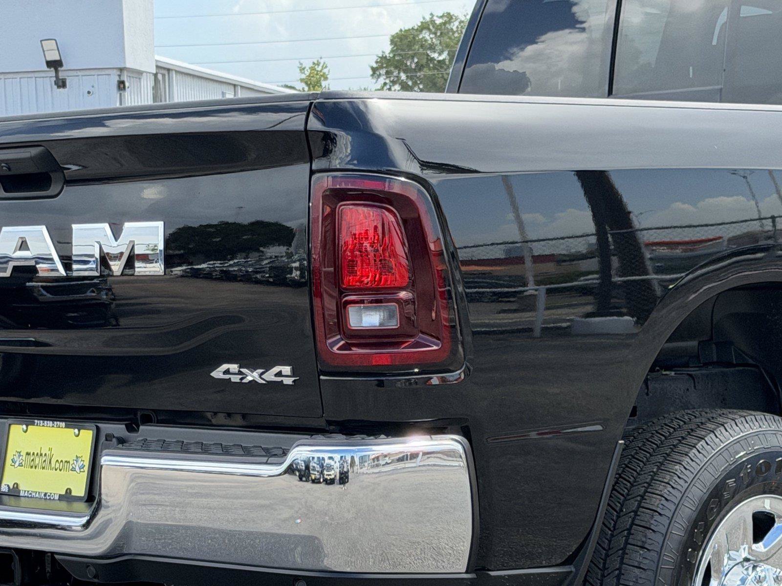 Used 2025 RAM 2500 Tradesman AWD/4WD image 11