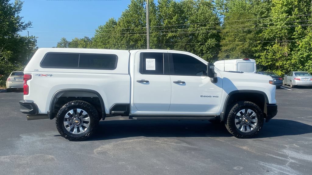 Used 2024 Chevrolet Silverado 2500 Custom w/ Custom Value Package AWD/4WD image 4