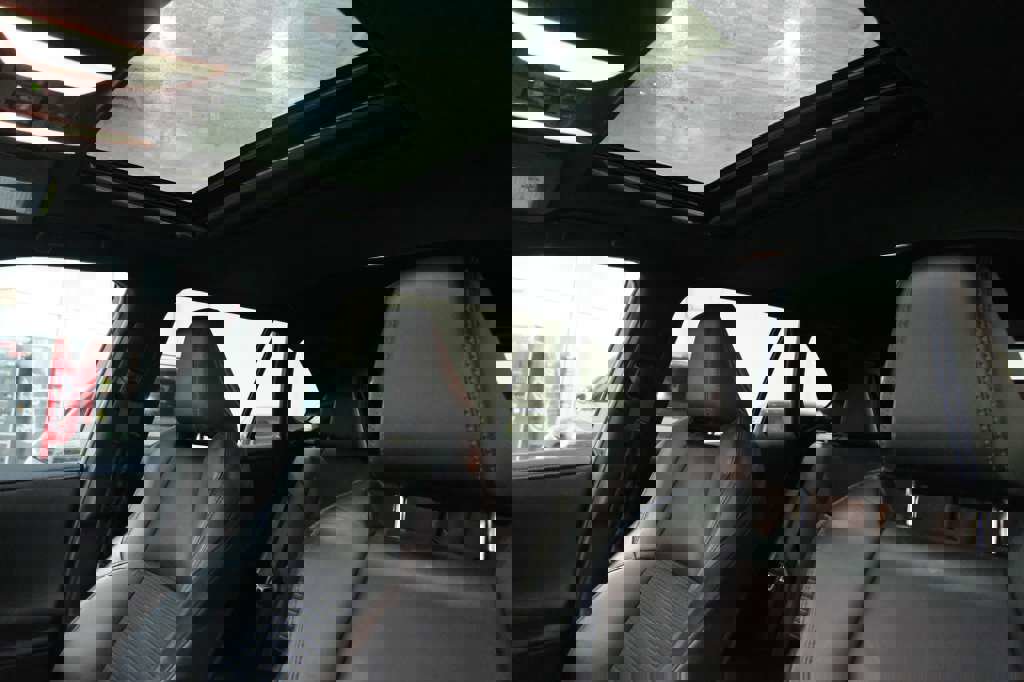 Used 2020 Toyota RAV4 XSE image 33