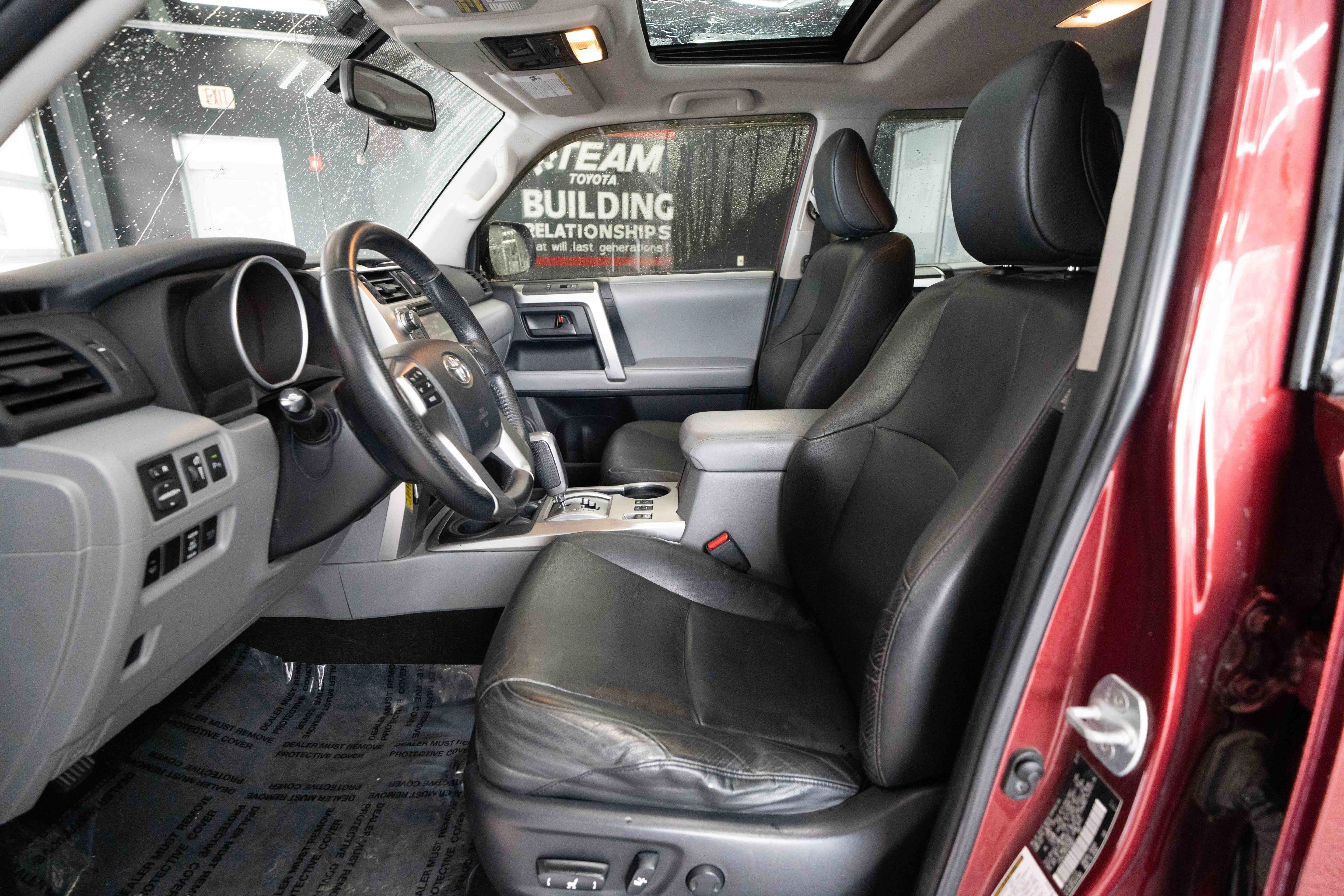 Used 2012 Toyota 4Runner SR5 w/ Premium Pkg image 9