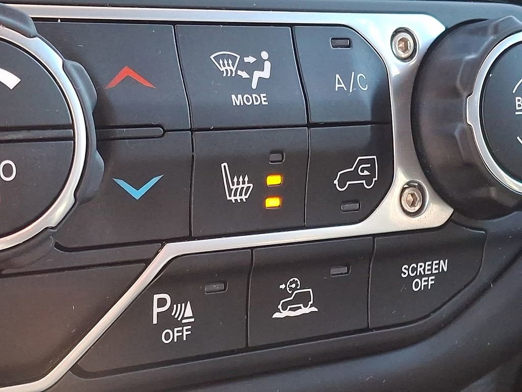 Used 2022 Jeep Wrangler Unlimited Sport AWD/4WD image 23
