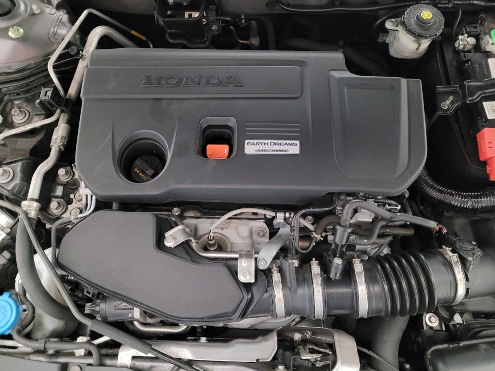 Used 2018 Honda Accord Sport image 30