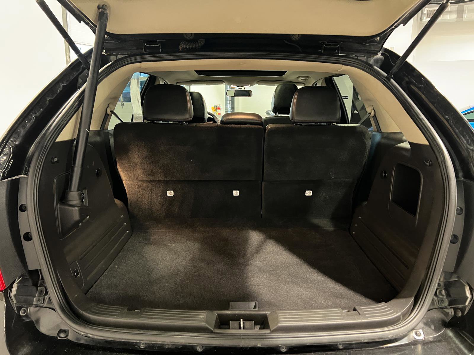 Used 2014 Ford Edge SEL w/ Equipment Group 205A image 32