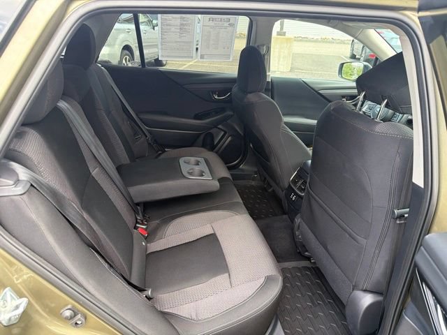 Used 2024 Subaru Outback Premium AWD/4WD image 16