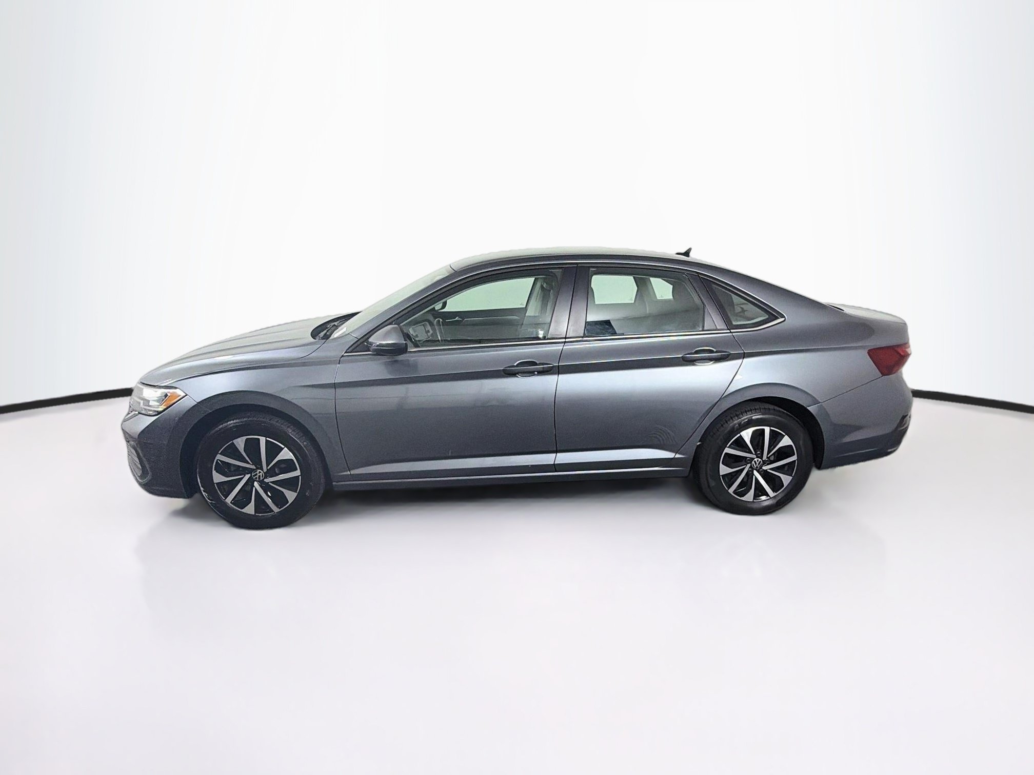 Used 2024 Volkswagen Jetta S FWD image 4